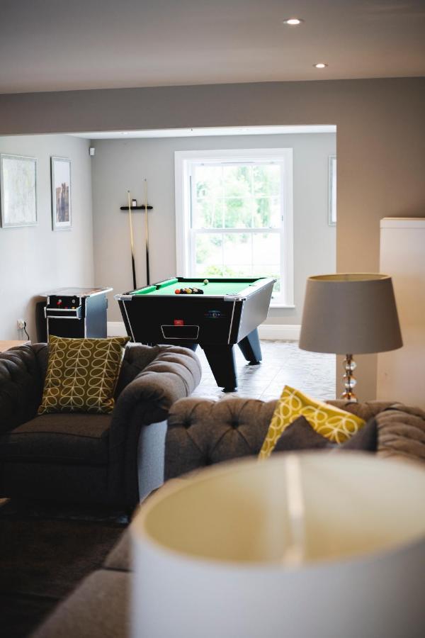 Large Country House - Hot Tub - Pool Table - Bbq - 5 Bedrooms - Log Burner Three Legged Cross Exterior foto